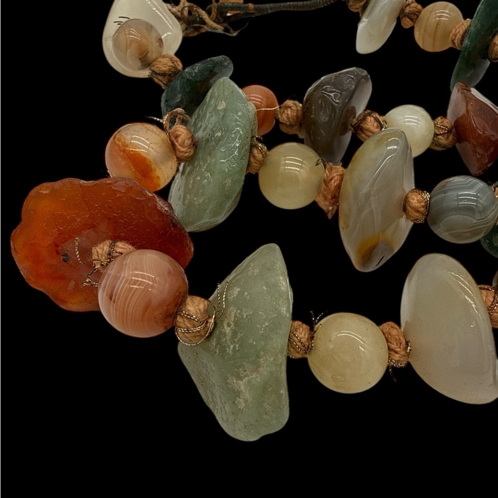 Beggars Beads Chunky Stone Beaded Necklace - Chunky Agate Family- 34”- 233 grams - Picture 4 of 15